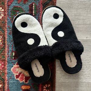 Soludos Ying Yang Cozy Slipper Size 10